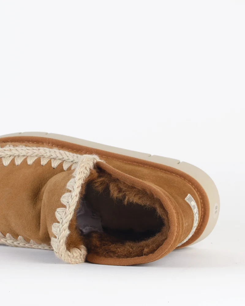 Boots mou