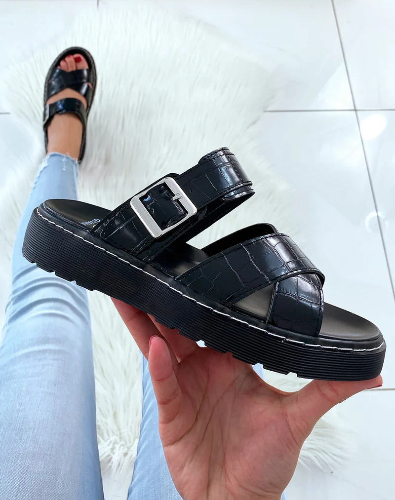 Mules black