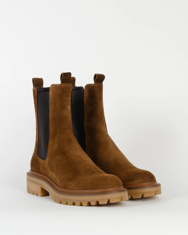 Boots billi bi