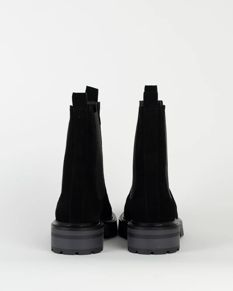 Boots billi bi