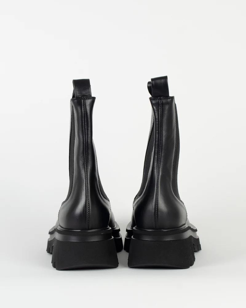 Boots elena iachi