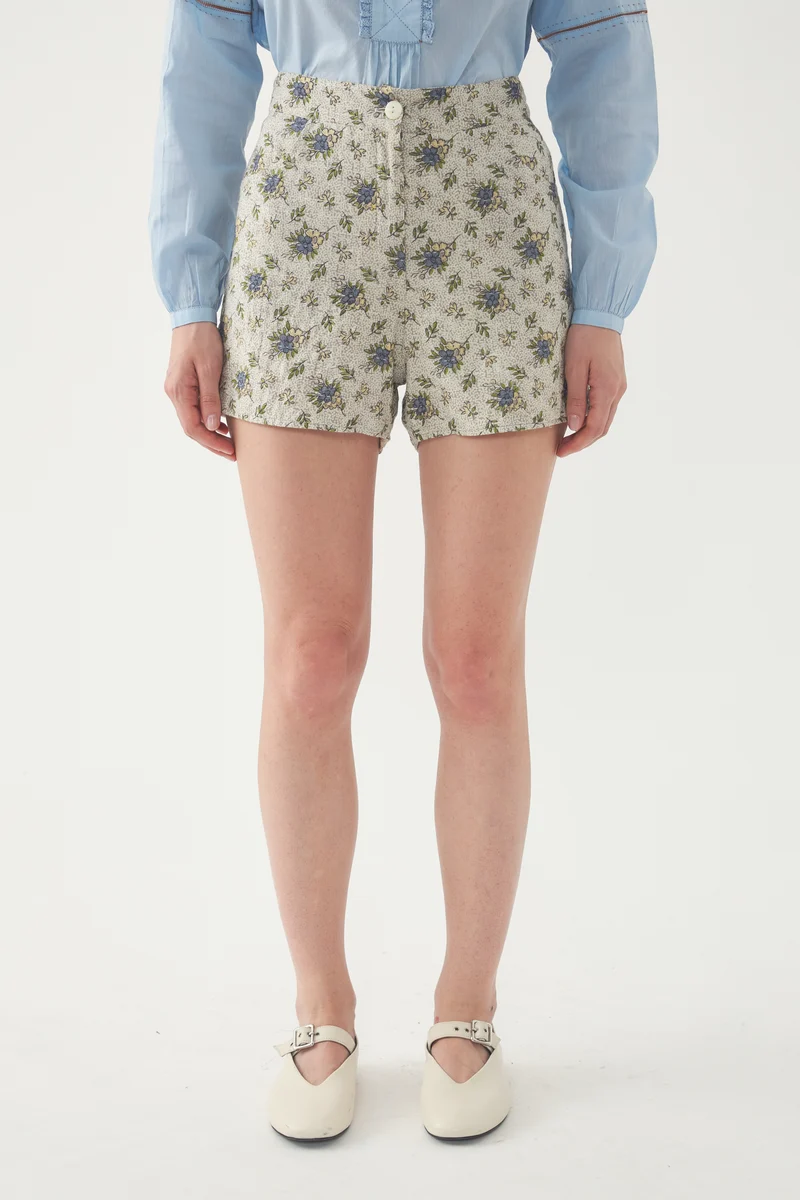 Short antik batik