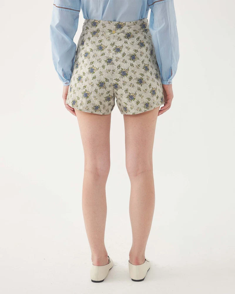 Short antik batik