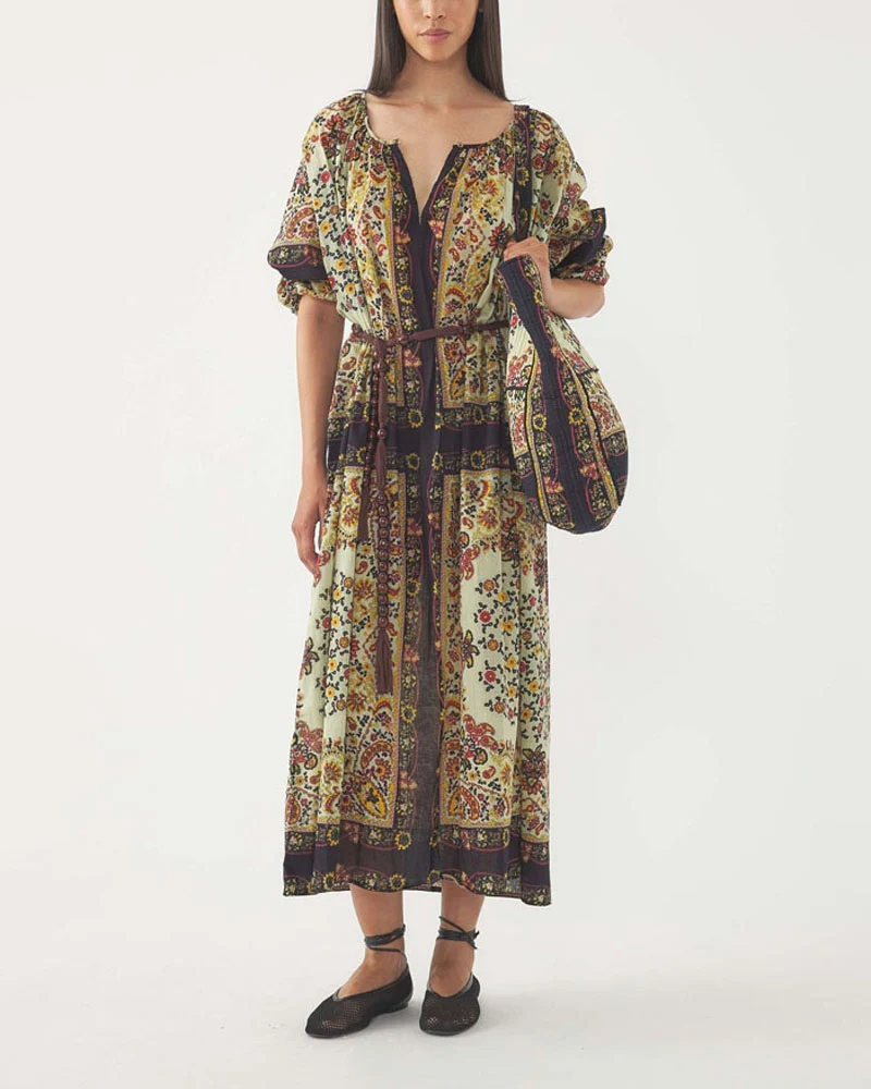 Robe antik batik